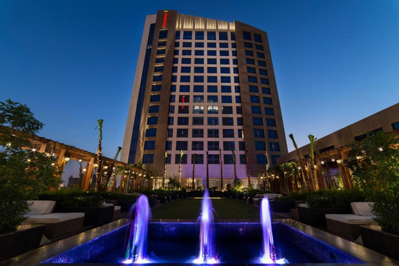 Movenpick Hotel And Residences Ριάντ Εξωτερικό φωτογραφία Hilton Cairo