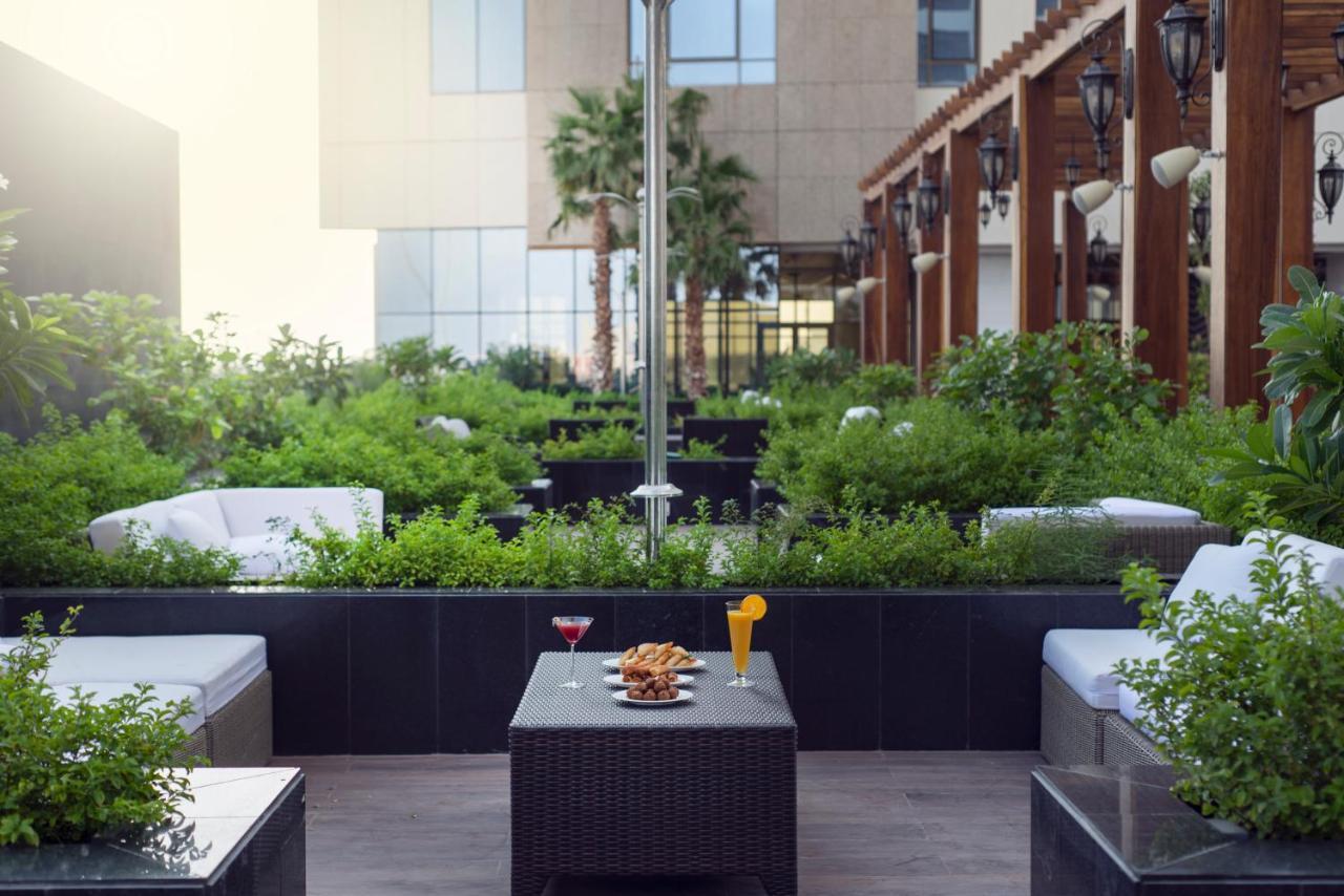 Movenpick Hotel And Residences Ριάντ Εξωτερικό φωτογραφία The Park, Hyderabad