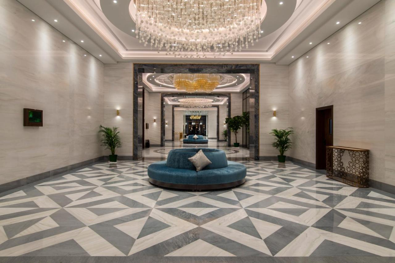 Movenpick Hotel And Residences Ριάντ Εξωτερικό φωτογραφία Lobby