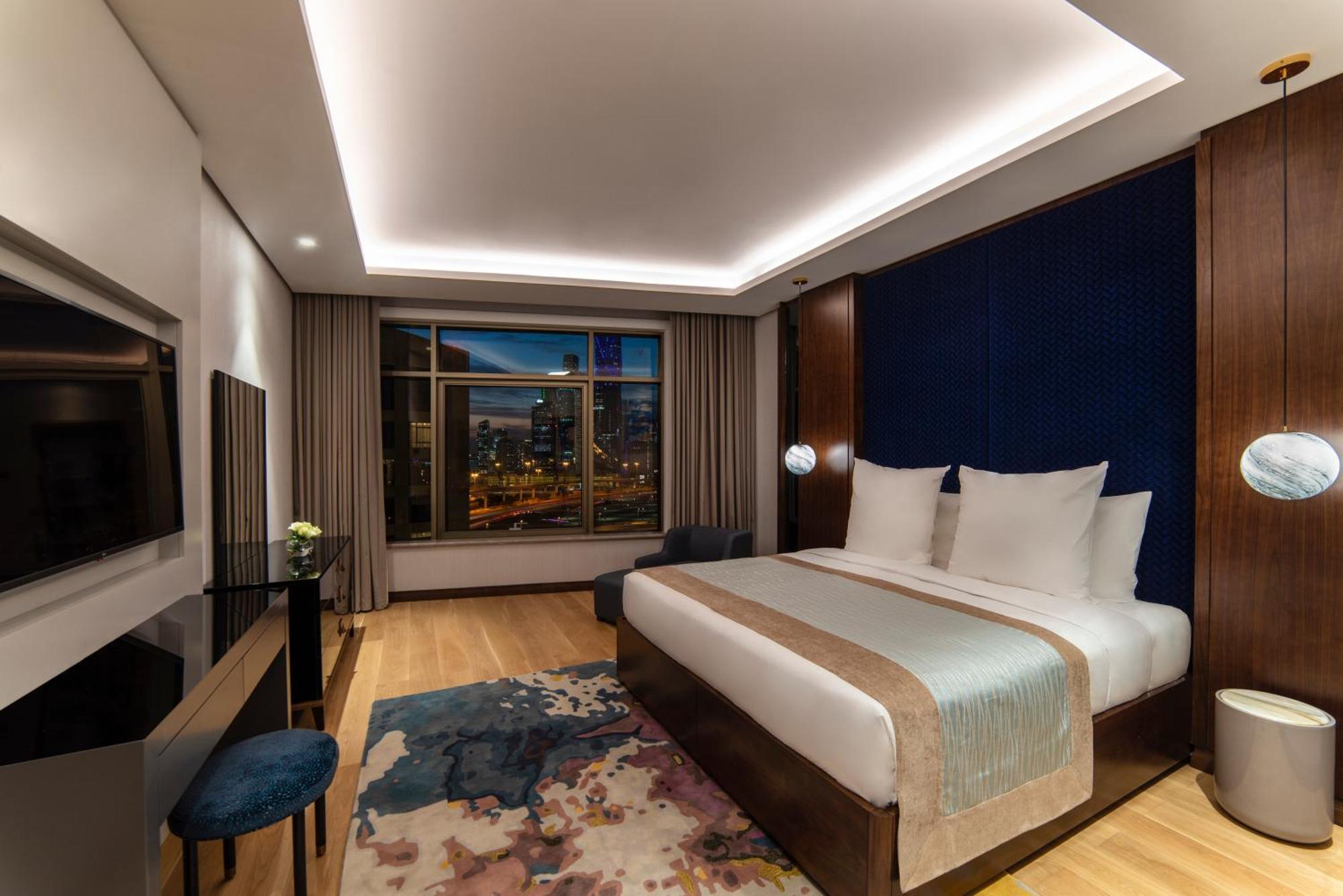 Movenpick Hotel And Residences Ριάντ Εξωτερικό φωτογραφία Deluxe Suite