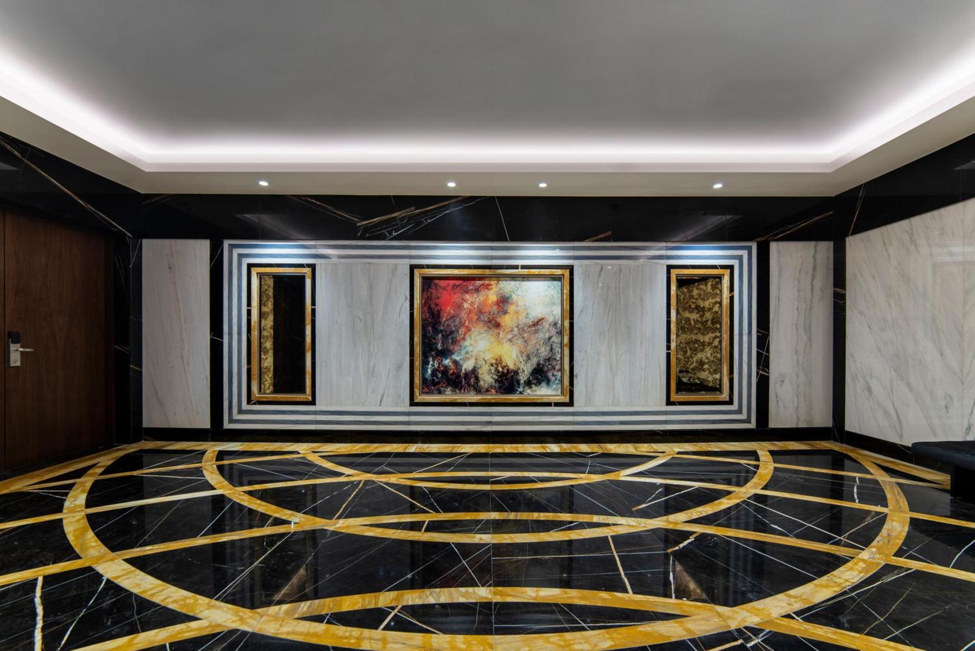 Movenpick Hotel And Residences Ριάντ Εξωτερικό φωτογραφία The lobby of the Ritz-Carlton, DIFC